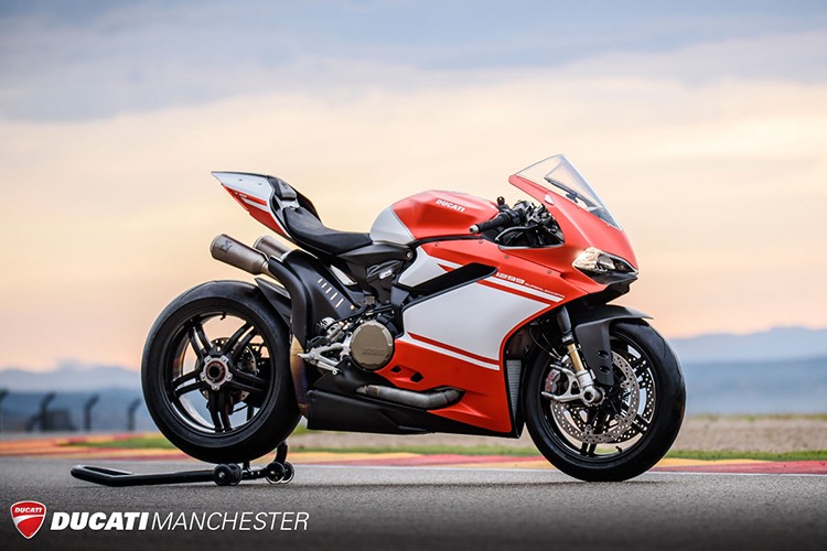 Moto Ducati 1299 Superleggera gia hon 2 ty dong &quot;chay hang&quot;-Hinh-2